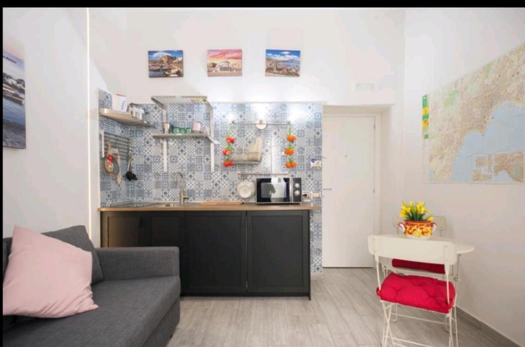 A Casa Di Sergio Apartment Naples Exterior photo